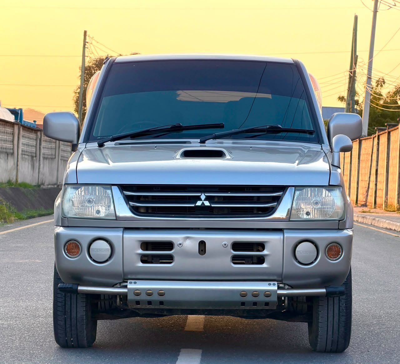 MITSUBISH PAJERO